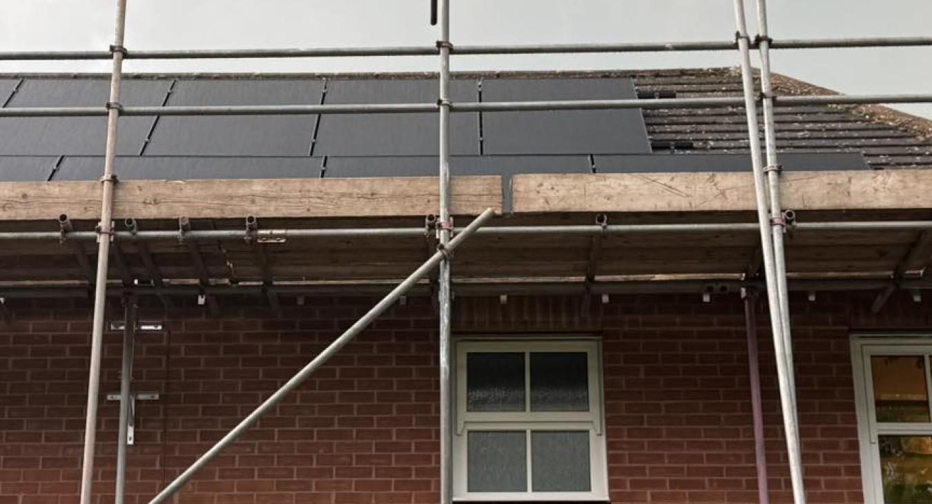 Solar Panels With Battery Storage In Princethorpe